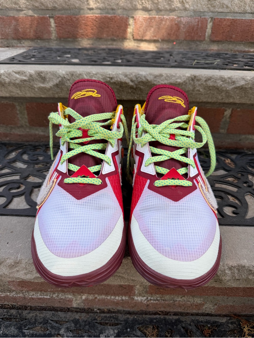 Nike LeBron 18 low - Picture 3 of 4